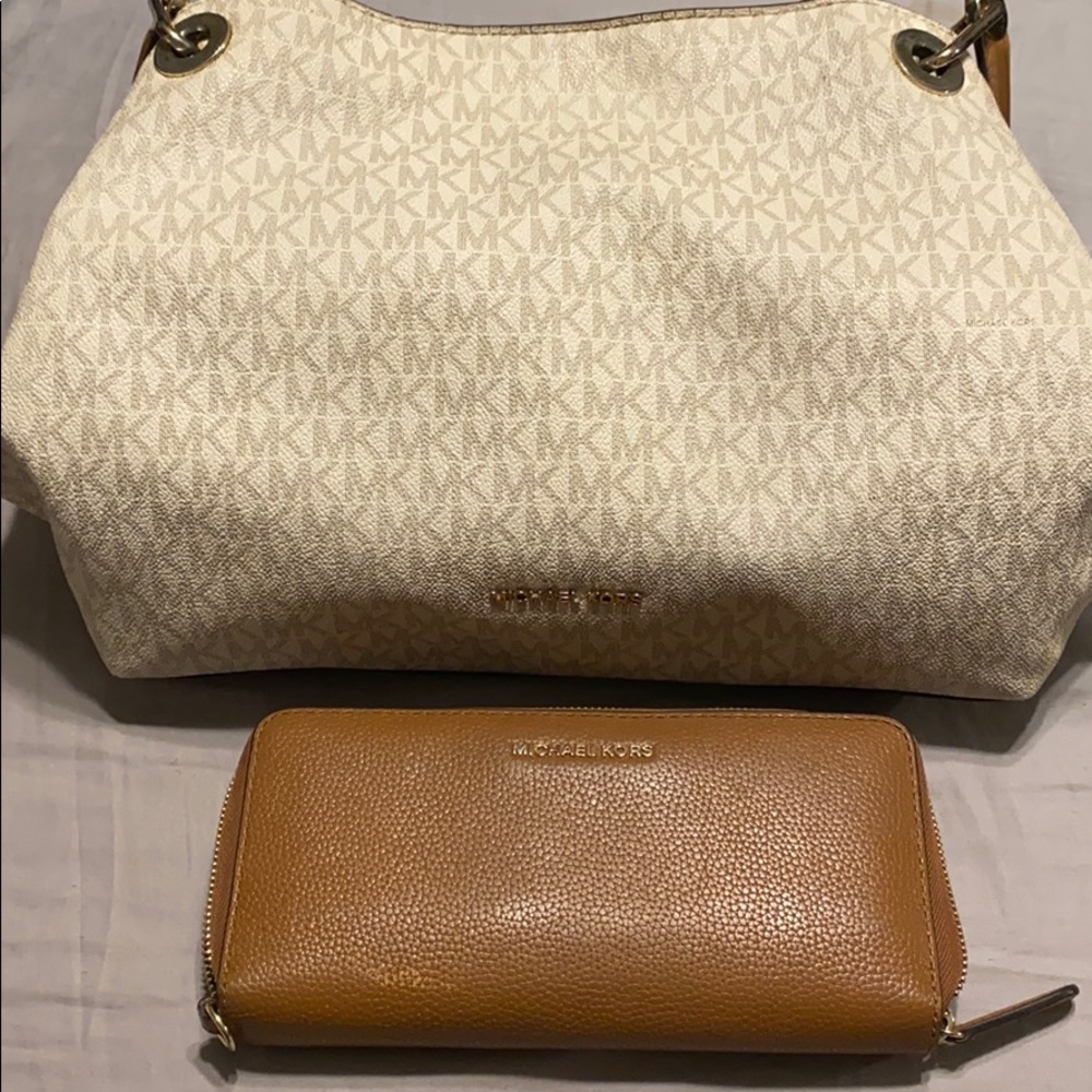 MK Purse w/wallet